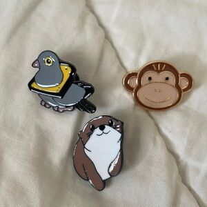 3 Animal‎ Themed Enamel Pins